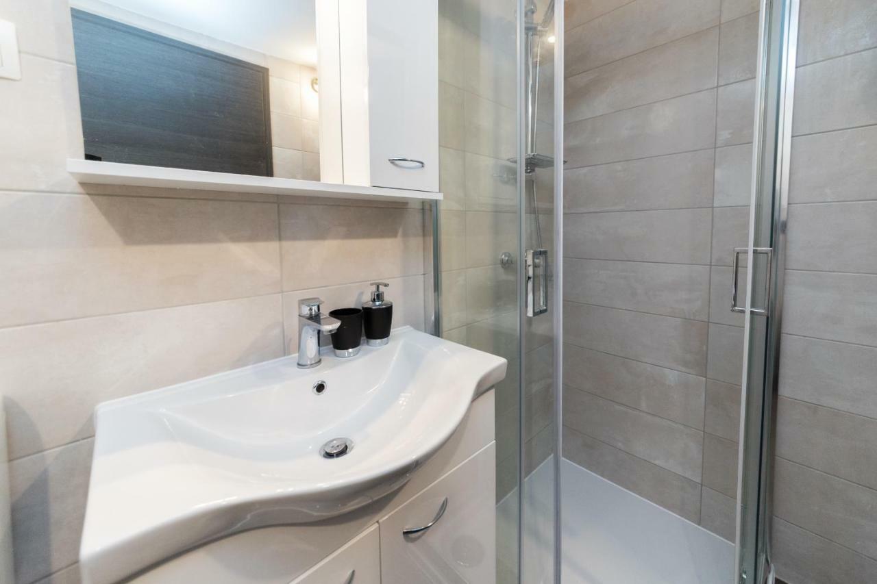 Apartment Goran Zadar Bagian luar foto